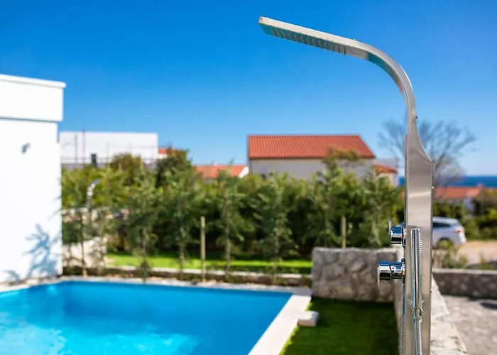 Nina-3 Bedroom With A Pool And Hot Tub *