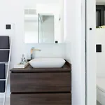 Nina-3 Bedroom With A Pool And Hot Tub Vila